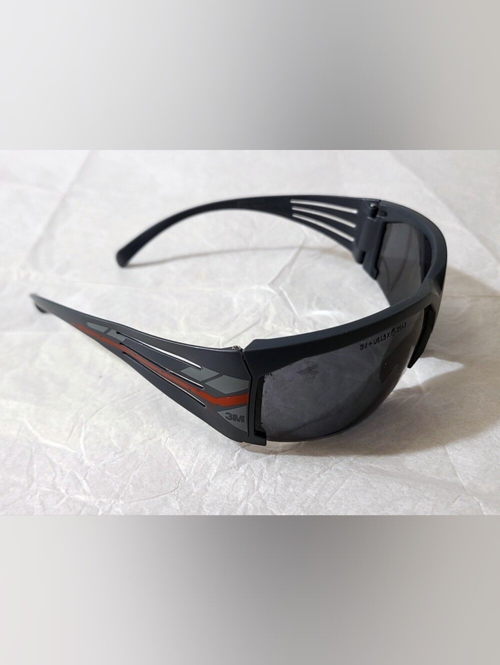 3M SecureFit 600 Series Safety Work Glasses, 99.9% UV Protection